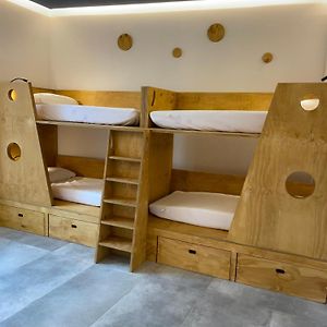 Dormitory Room Mixed